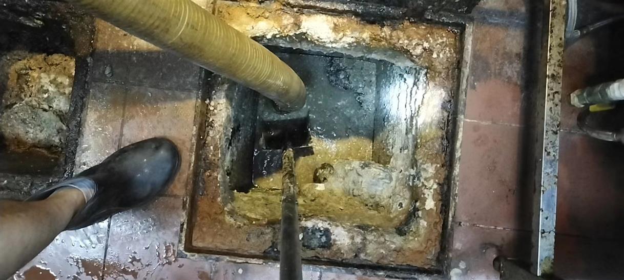 淮安污水池清理一般都有毒气，怎么预防中毒呢？